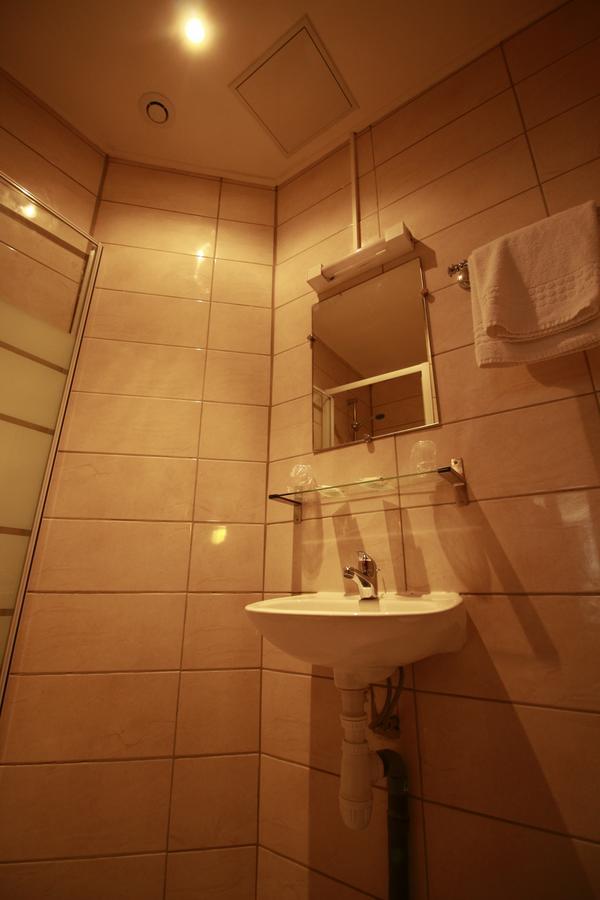 Hotel Moderne Marseille Luaran gambar